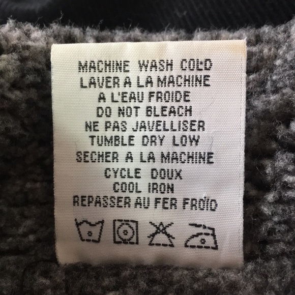 Black cord Billabong short Jacket Sz S - Picture 11 of 16